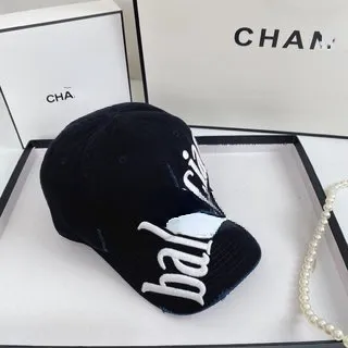 Fashion brand Novelty Casual His-and-Hers Ball Caps
