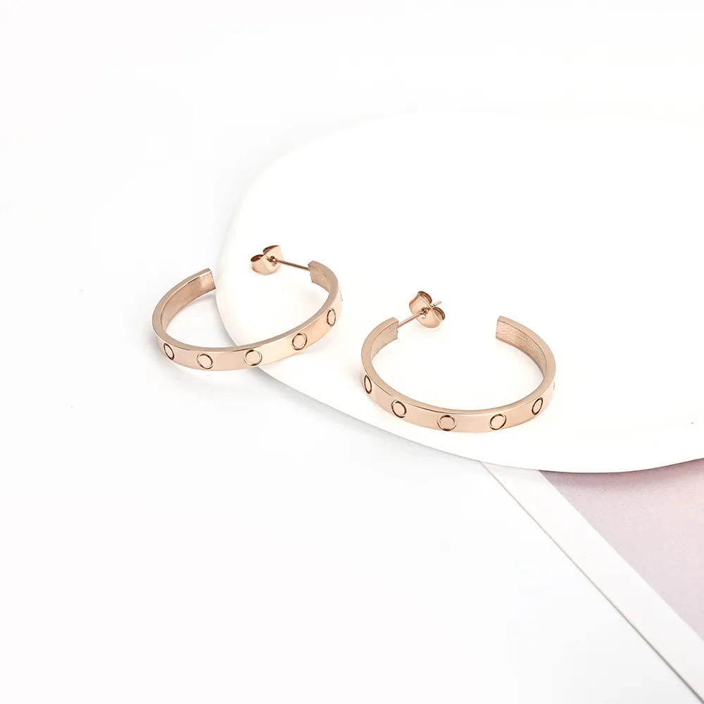 High Edition Hoop & Huggie Screw Stud Love Earrings for Women Ladies Girls Gift Jewelry 316L Titanium Steel Designer Jewelry Surfa290S