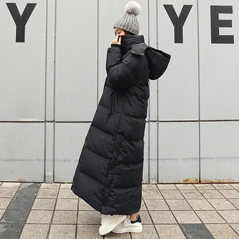 Вниз по парке супер длинная куртка женская зимняя куртка колена с густым черным пальто зимой 220801