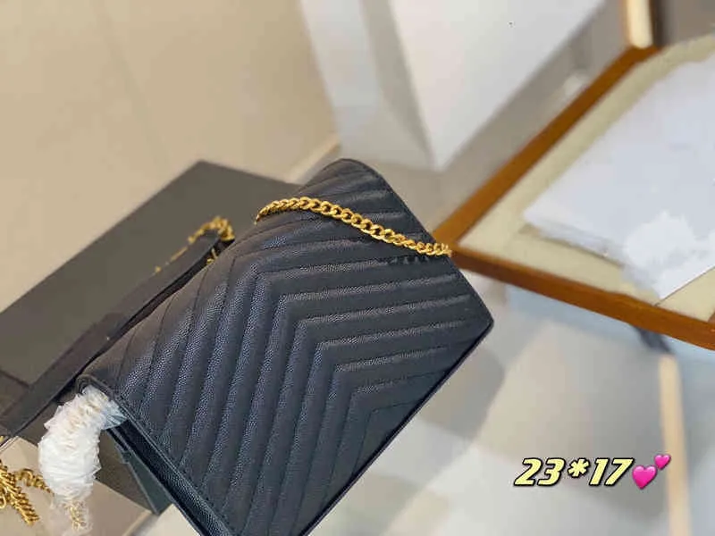 Дизайнерские сумки Большая сумка 2022 Новая женская линия вышивки Ling Ge Маленькая квадратная текстура Цепочка в иностранном стиле Модная сумка-конверт на одно плечо Msenger
