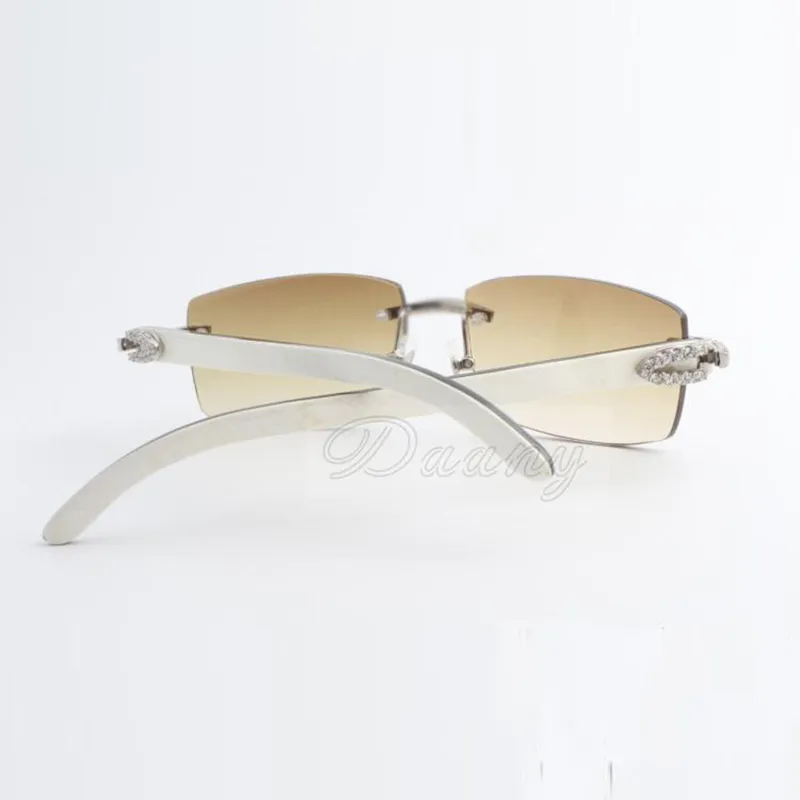 Medium diamond buffs sunglasses 3524012 with hybrid horns sticks and 56 mm lens305d