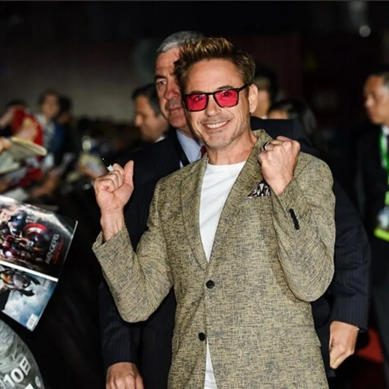 Güneş gözlüğü Robert Downey Red Lens Gözlük Moda Retro Erkekler Marka Tasarımcısı Asetate Frame Eyewear217p