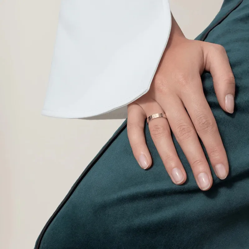 4mm Slim Love Wedding Band Ring for Women Men 316l Titanium Steel Cubic Zirconia Designer Jewelry Aneis Anel Bague Femme Classic D276f