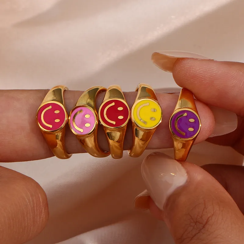 Sommerverkauf von Edelstahl-Ringen mit anlaufgeschützter Emaille und glücklichem Smiley-Gesicht für Damen, 18 Karat vergoldeter Schmuck 220803