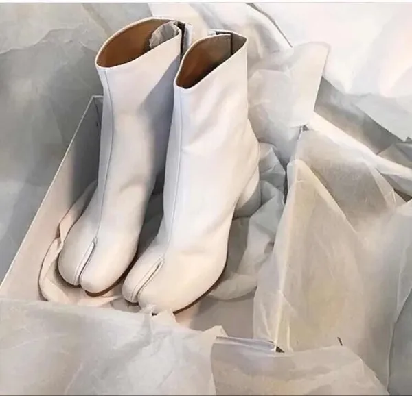 Tabi Split-Toe Women Boots Stiefel cremefarbene Lederschnalle klobige Block Heels Stiefel Botas Feminina Schuhe Frau 220813