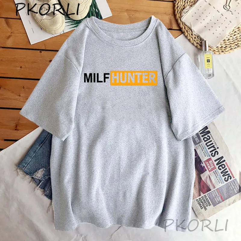 MILF T-shirt Funny Blague Hommes Coton T-shirts à manches courtes Design créatif Adulte Mâle Tops Tee Homme Casual Streetwear 220520