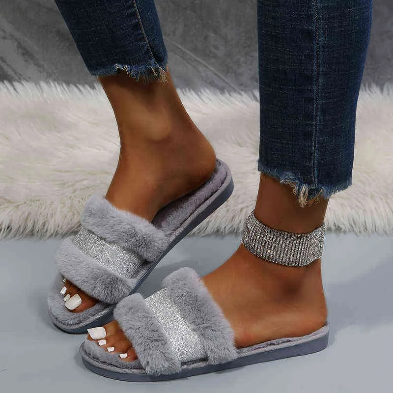 Zimowe Kobiety Kapcie House Faux Furt Fashion Buty Woman Slip na mieszkaniach Slajdy Slajdy Czarne różowe przytulne kapcie G220816