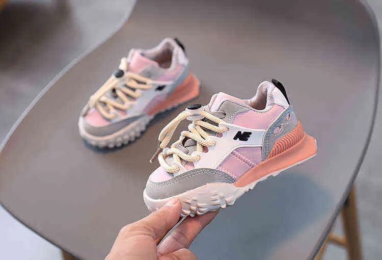 Barn basket löpskor flickor pojkar mode barn sneakers andas mjuk sula sneakers flickor casual ljus sneaker rosa g220517