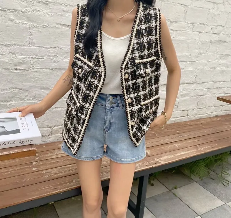 HMA Women Fashion Single-Breasted Tweed Woolen Vest Vintage V Neck Sleeveless Female Vest Outerwear Chic Tops 220719