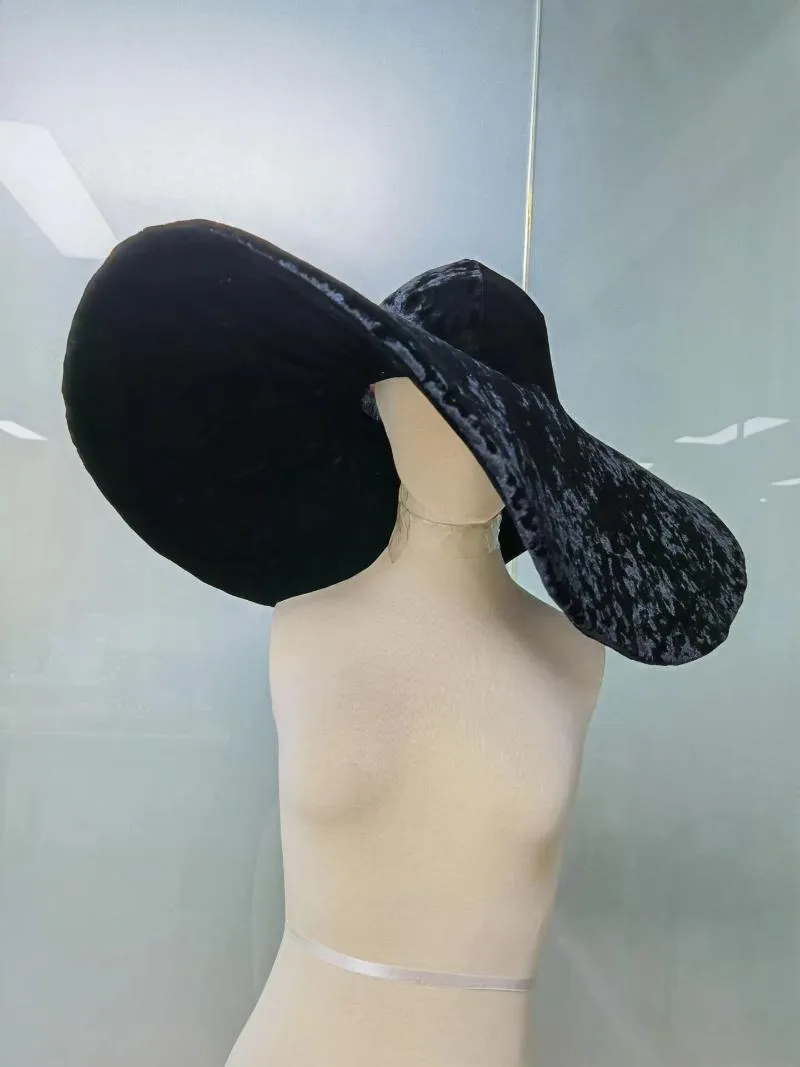 Bérets Mode Noir Velours Large Bord Chapeaux Femmes Élégant Parti Chapeau De Bal Disquette Large Cap Pliable Danseur Chanteur Scène AccessoiresB3162