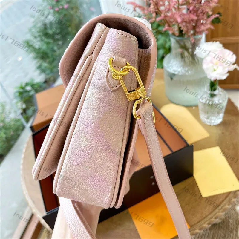 مصممي الفاخرون حقيبة Crossbody Women Handbag Pochette Messenger أكياس تدرج اللون المؤكسدة من الجلد Metis أكياس الكتف Crossbody حقيبة M40780