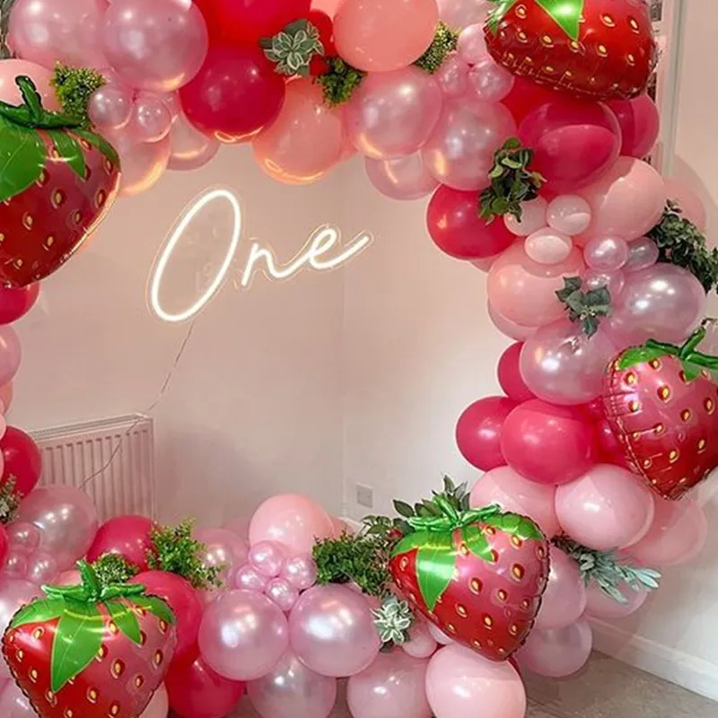 Kit ghirlanda di palloncini decorazioni feste di fragole ragazze 1 ° 2 ° compleanno feste Decorazione a tema fragola 220527