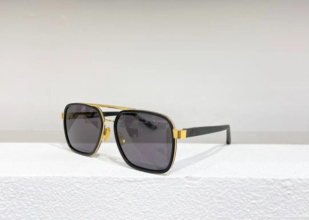 New Fashion Sunglasses Men And Women Retro Avant-garde Sunglasses Personality Trend Pilot Box MH8052