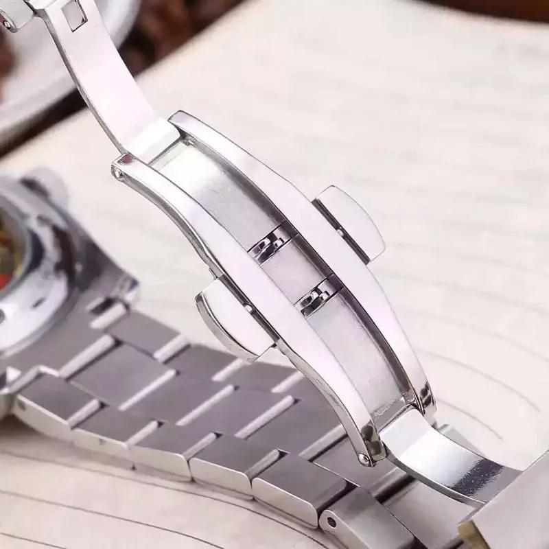 Luxus Herrenuhr Professional Planet Dive Edelstahl Automatische mechanische Armbanduhr Herrenuhren 41mm241f