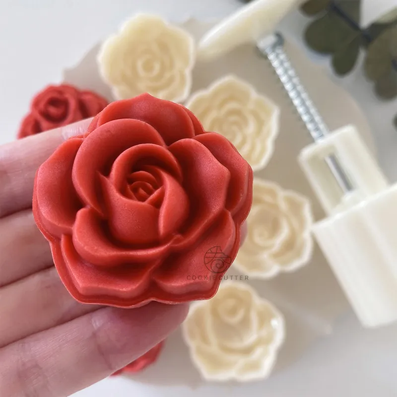 30g/50g Rose Shape Mooncake Mold Valentines Day Mold Hand-Pressure Moon Cake Mould DIY Decoration Baking Tools Kitchen 220517