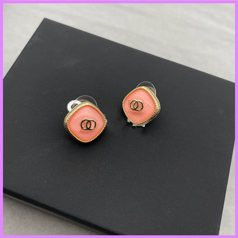 New Women Gold Earrings Designer Jewelry Womens Enamel Earring Pink Cute Ladies Ear Studs For Party Mens Gifts Classic D223211F