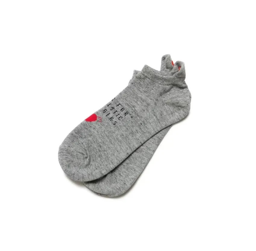 Japanese Designer Human Socks Heart and Letter Embroidery Men and Women Short Sock Slippers Sports Socks