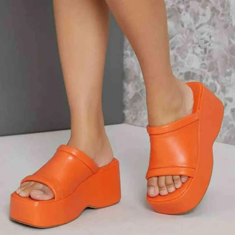 Plate-forme épaisse femme mules chaussures sandales flambant neuf 2022 été haute plate-forme pantoufle femme chaussures sandales de mode marche confortable Y220409