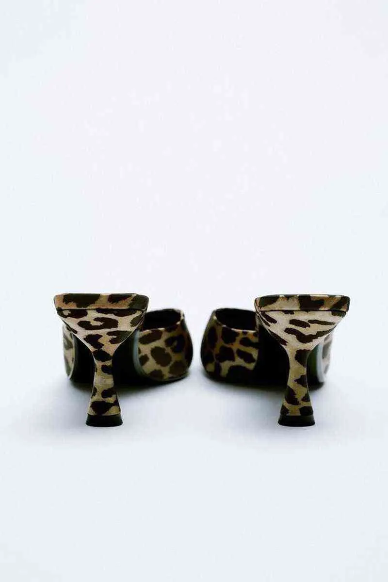 Tino Kino Sexy Sutrestones Sandals Женщины Leopard Thin High Heels.