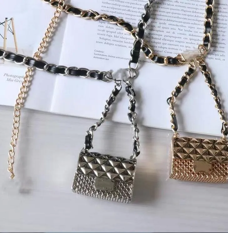INS Интернет-знаменитость того же стиля Lady Bags Diamond Hollow Metal Mini Mini Decorative Bag Сумка Жемчужная цепь модная All-Match Small266i