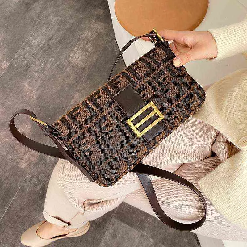Handbag Bags Autumn and women's printed letter portable foreign style simple single Msenger Small Square factory wholale 70% off