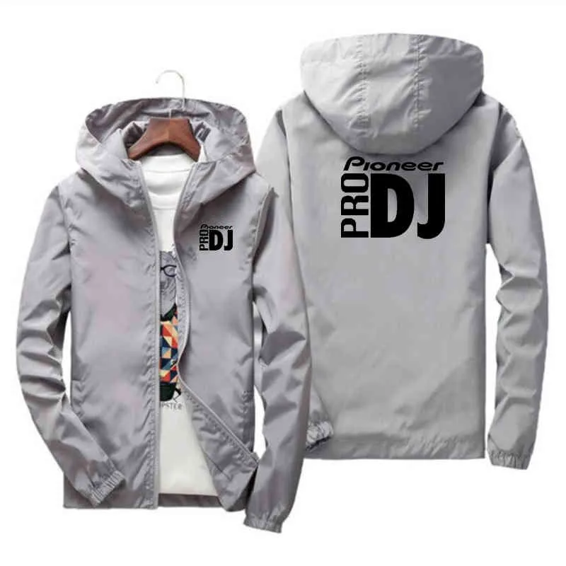 2021 Спорт DJ Fashion Мужская куртка траншеи с свитером и капюшоном
