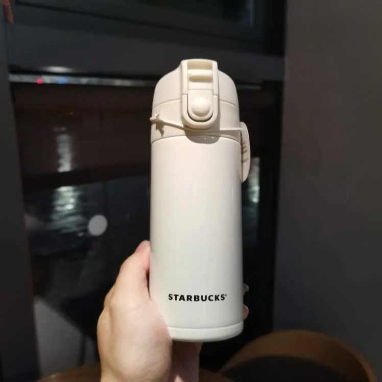 Starbucks copo de verão marfim branco plástico fria garrafa de água de aço inoxidável marca de desktop acompanhando boca fina copo de água isolado