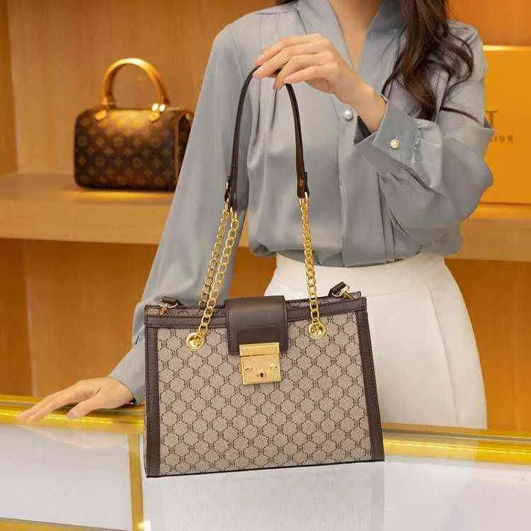 Handbag Light luxury women's bag 2022 new high-capacity high-end chain portable temperament versatile sling shoulder diagonal bag women