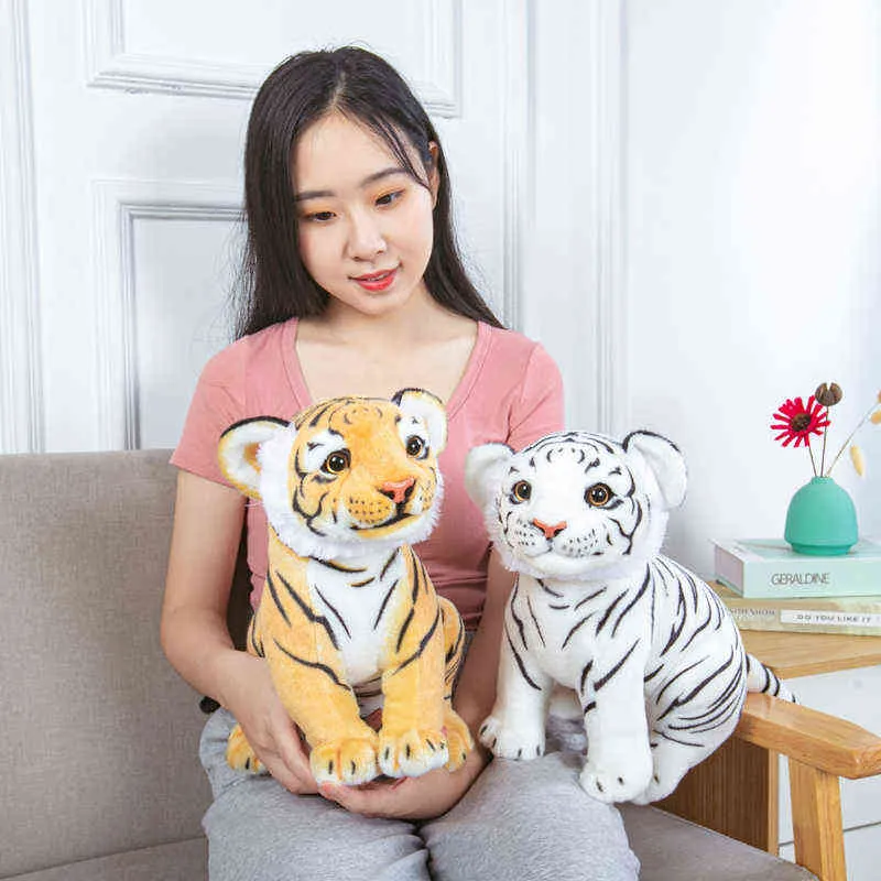 Nouveau réaliste tigre jouets en peluche doux animaux sauvages simulation blanc jaune Jaguar vraie vie Pop enfants enfants cadeaux d'anniversaire J220704