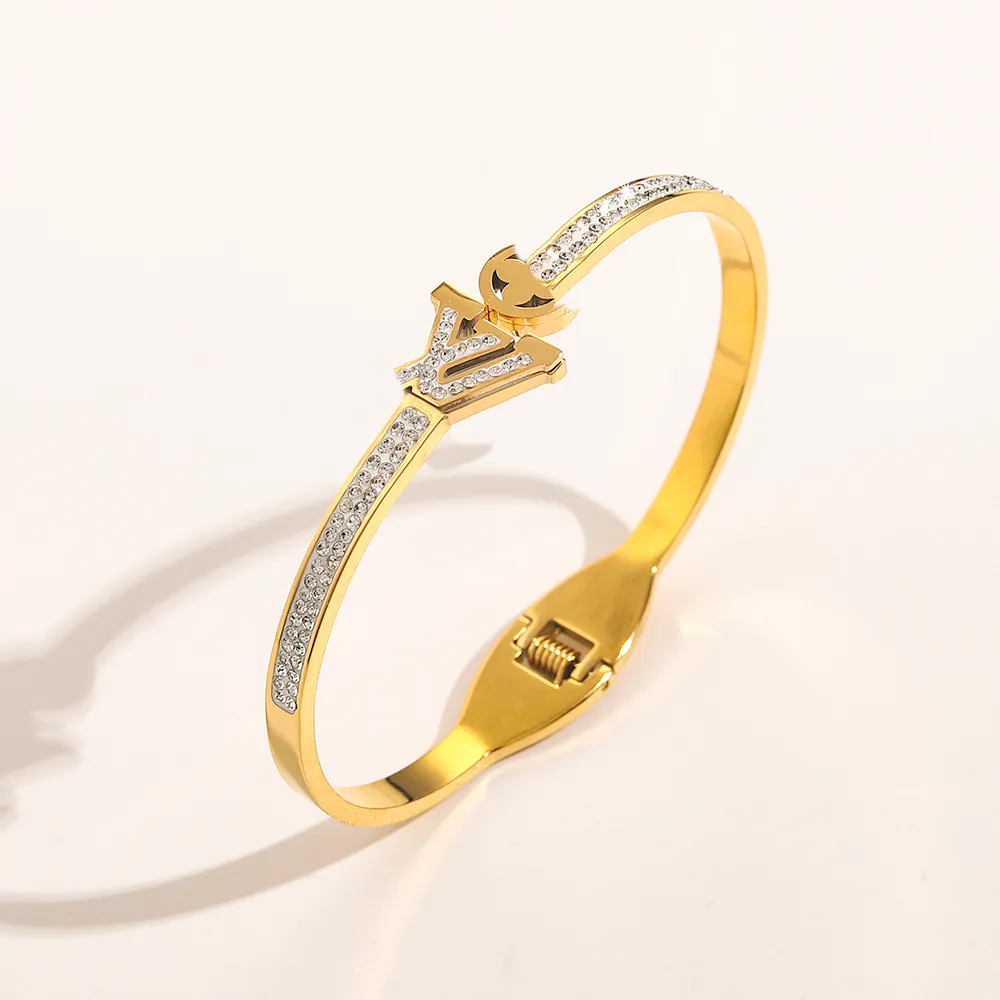 Braccialetti con marchio designer Women Bangle Luxury Designer Lettera Bracciale Crystal 18K Gold in acciaio inossidabile Americi matrimoni GIF2044