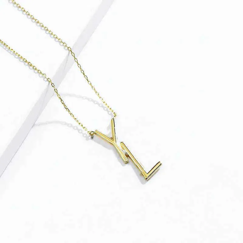 Kvinnors designer halsband smycken lyxiga designers halsband silver bokstäver kedjor pendent guld y halsband festtillbehör med bo307k