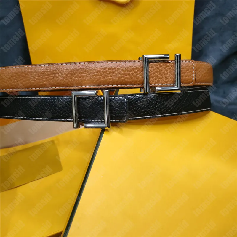 Cinturones de moda para mujer Diseñador Cinturón de lujo Marca Letra clásica Hebilla dorada Cinturones estrechos Piel de vaca de alta calidad Cuero genuino Wa279E