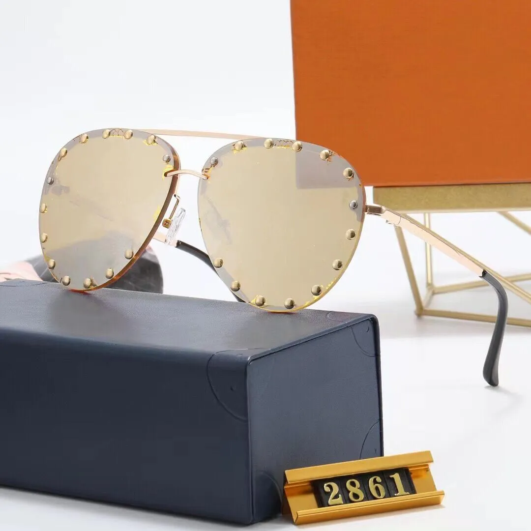 O partido piloto óculos de sol studes ouro marrom sombreado óculos de sol moda feminina sem aro óculos de sol com box322t