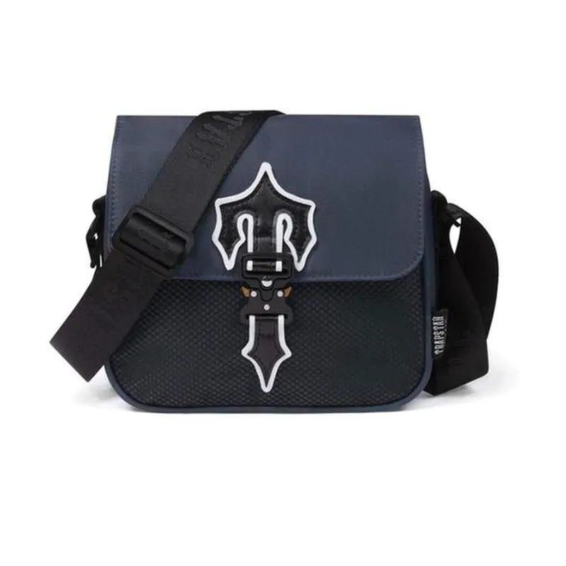Trapstar Messenger Bag menpostman bags casual yet stylish design accommodates large and simple2554