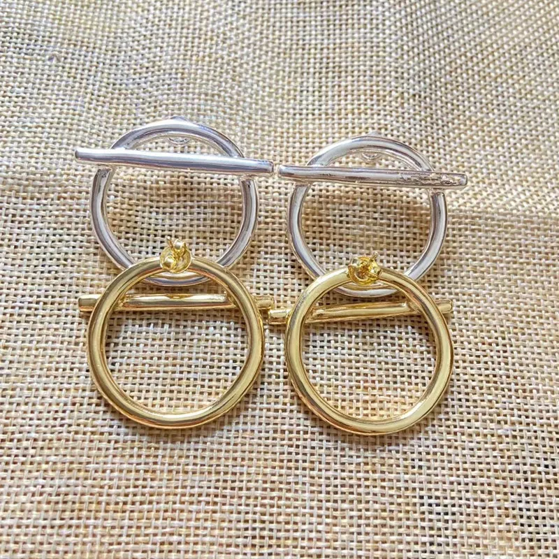 Interrupteur de bijoux uno de 50 plaqué sur la boucle d'oreille de la goujon de haute qualité Fashion originale espagnole 925 Boucles d'oreilles à broches rond en or Silver 14k Festv3233