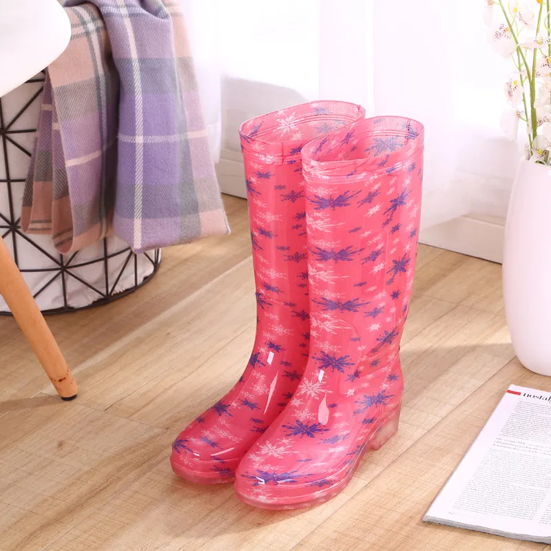 POFULOVE Botas de Chuva Mulheres Imprimir PVC Sapatos à prova d'água para meninas joelho-alta deslizamento em botas anti botas longas tube botas moda tamanho 41