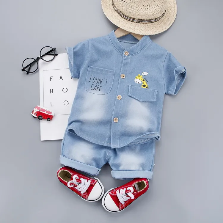夏の赤ちゃん男の子服セット幼児服漫画キリン Tシャツ + デニムショーツ 2 個幼児キッズカジュアルスーツトラックスーツ