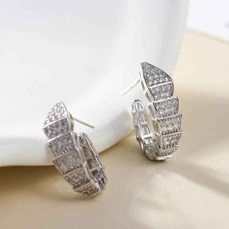 Choucong Stud Pendientes Joyería de lujo Ins Top Venta Plata de ley 925 Pave Blanco Zafiro CZ Diamante Piedras preciosas Eternidad Serpiente Wom254p