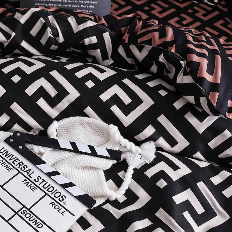 Brand Black Plaid Bettwäsche-Set, Queen-Size-Bett, Trösterbezug, Polyester-Bettwäsche, moderne Bettdecke mit Kissenbezügen