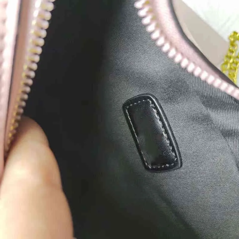 Factory Direct Sale 2022 New Online Celebrity Live g Family Armpit Shoulder Engraved Embroidery Hand Designer Bag