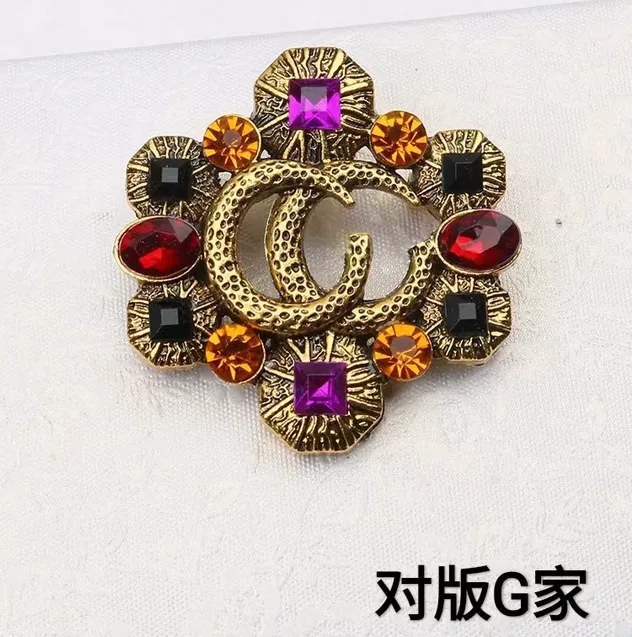 Projektant liter broszka moda słynne podwójne broszki rubinowe kryształ perłowy luksusowe pary