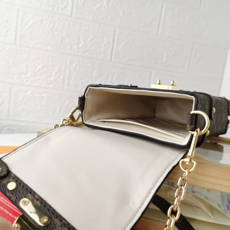 M63913 M67873 Canvas Clutch Messenger Bag Ladies مصمم جلدي مربع محفظة صغيرة