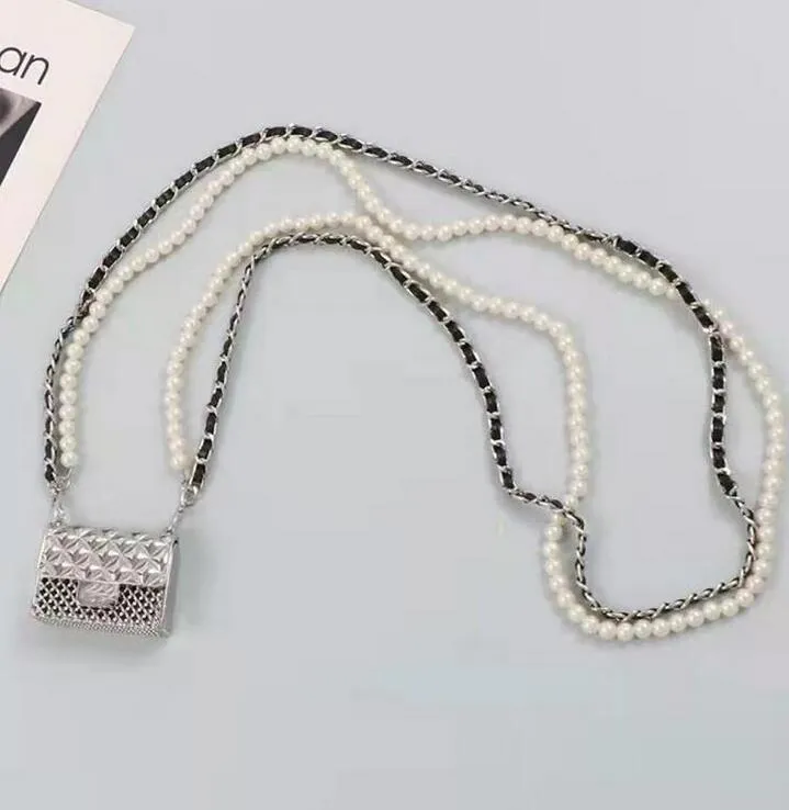 INS Celebrity Internet Sago Borse Lady Borse Diamond Hollo Metal Mini Borsa in vita decorativa perle Catena di perle All-Match Small255e
