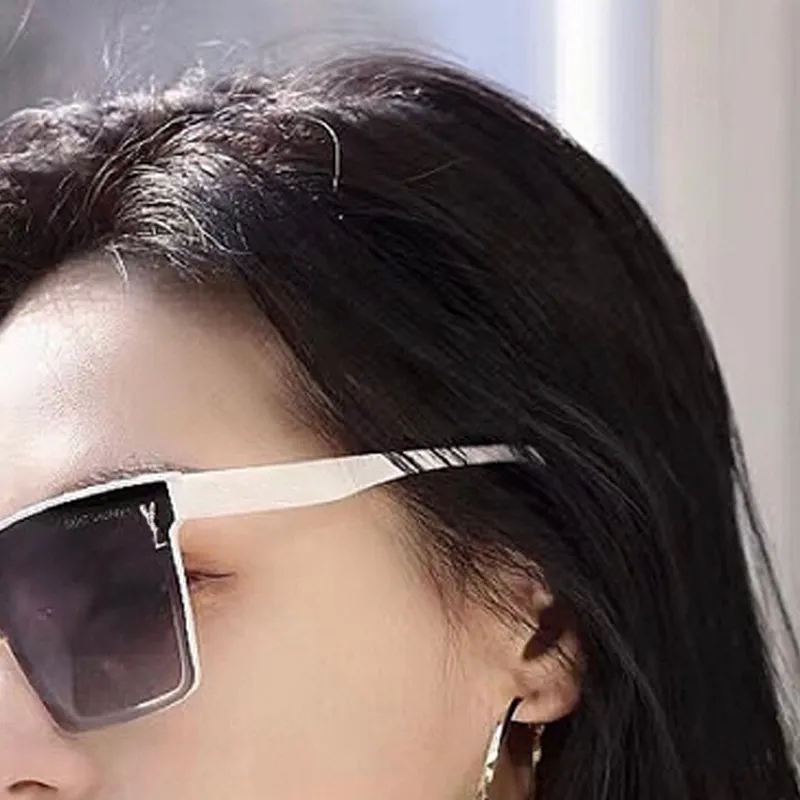 Designers de mode Lunettes de soleil pour femmes pour hommes unisexes Luxurys Designer Sun Glasses Outdoor Drive Holiday Summer Planche Plage y Sun1813566