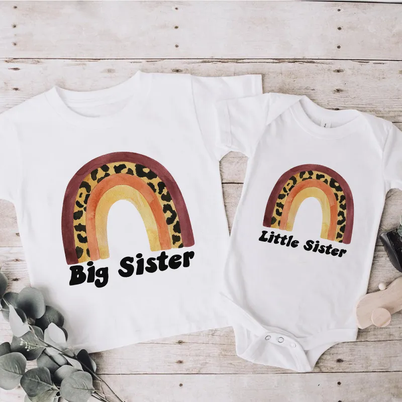 1 -stcs grote kleine zusje familie matching outfit korte mouw kinderen t -shirt baby bodysuit jumpsuit zussen grappige kleding 220531