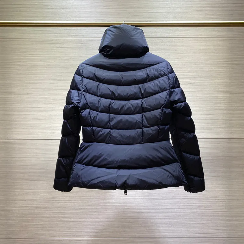 Kvinnor Puffer Jacket Winter Down Coat Black Slim Ytterkl￤der 90 White Duck Downs Warm Fashion Solid Casual Women Down Clothing Parka