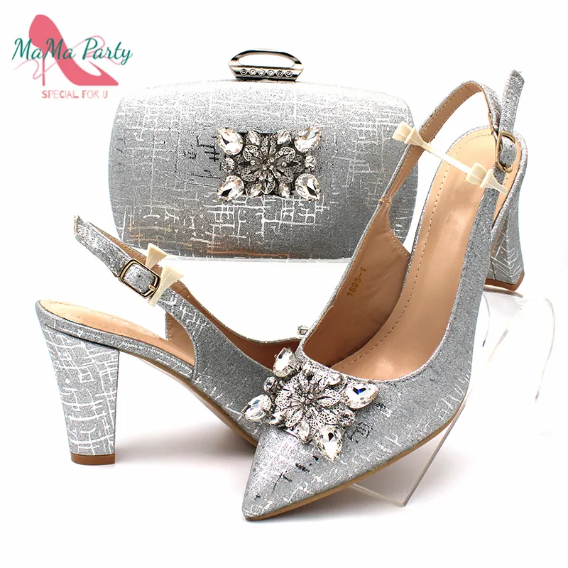 Gümüş Renk Olgun Stil Ofis Lady African Kadın Ayakkabı ve Çanta Seti İtalyan Bayanlar Eşleştiren Ayakkabı ve Çanta Seti 220402