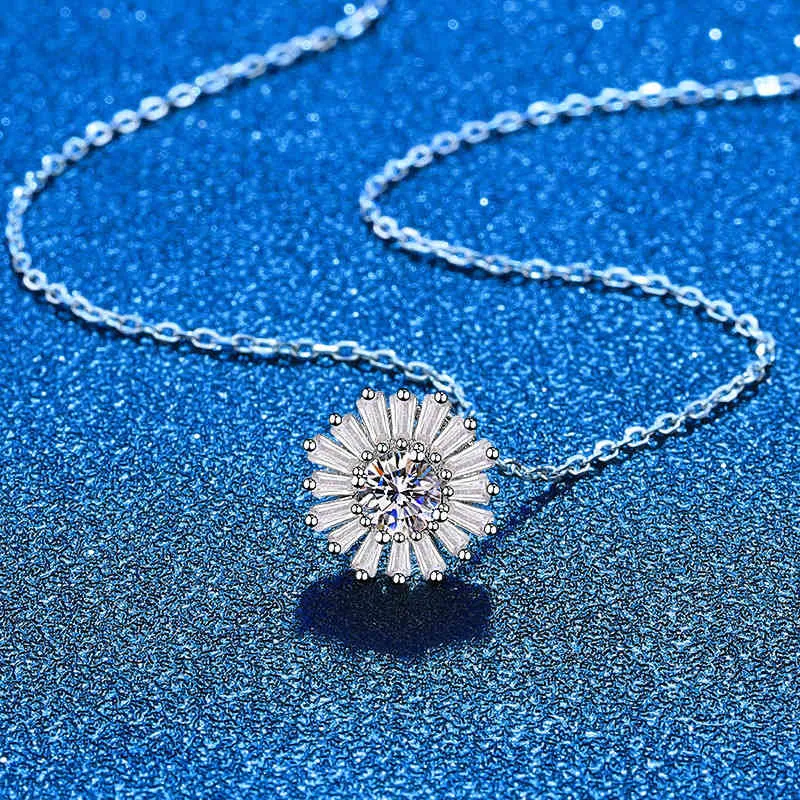 925 Sterling Silver Sunflower Pendant for Women 14k White Gold GRA VVS1 Moissanite Diamond Necklace Wedding Jewelry237d