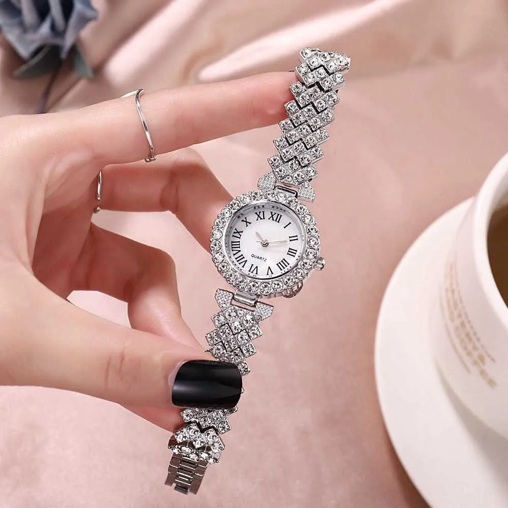 Roman Pattern Rose Gold Watch Fashion Ladies Quartz Diamond Wristwatch Elegant Female Bracelet Watches Set