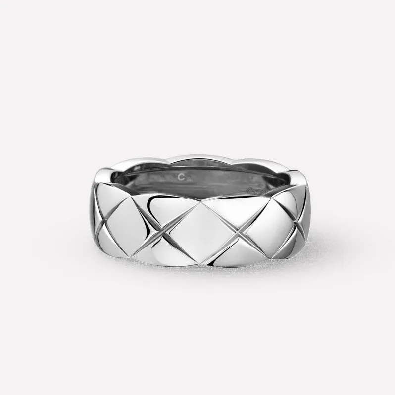 Anel polido de banda alta com verificação de diamante, design clássico, anéis de amantes femininos, multicolorido, aço inoxidável, anéis de casal, joias da moda who2134